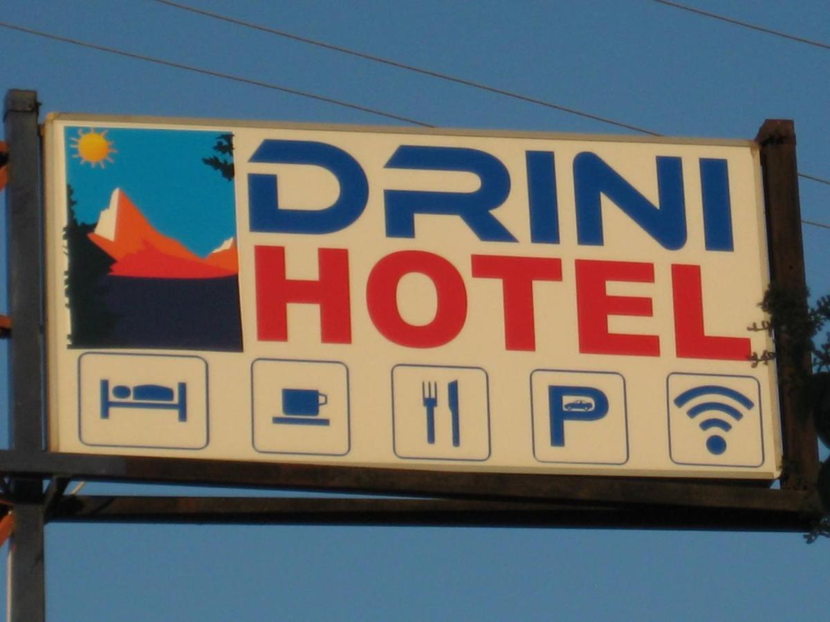 Drini Hotel Rrashbull Екстериор снимка